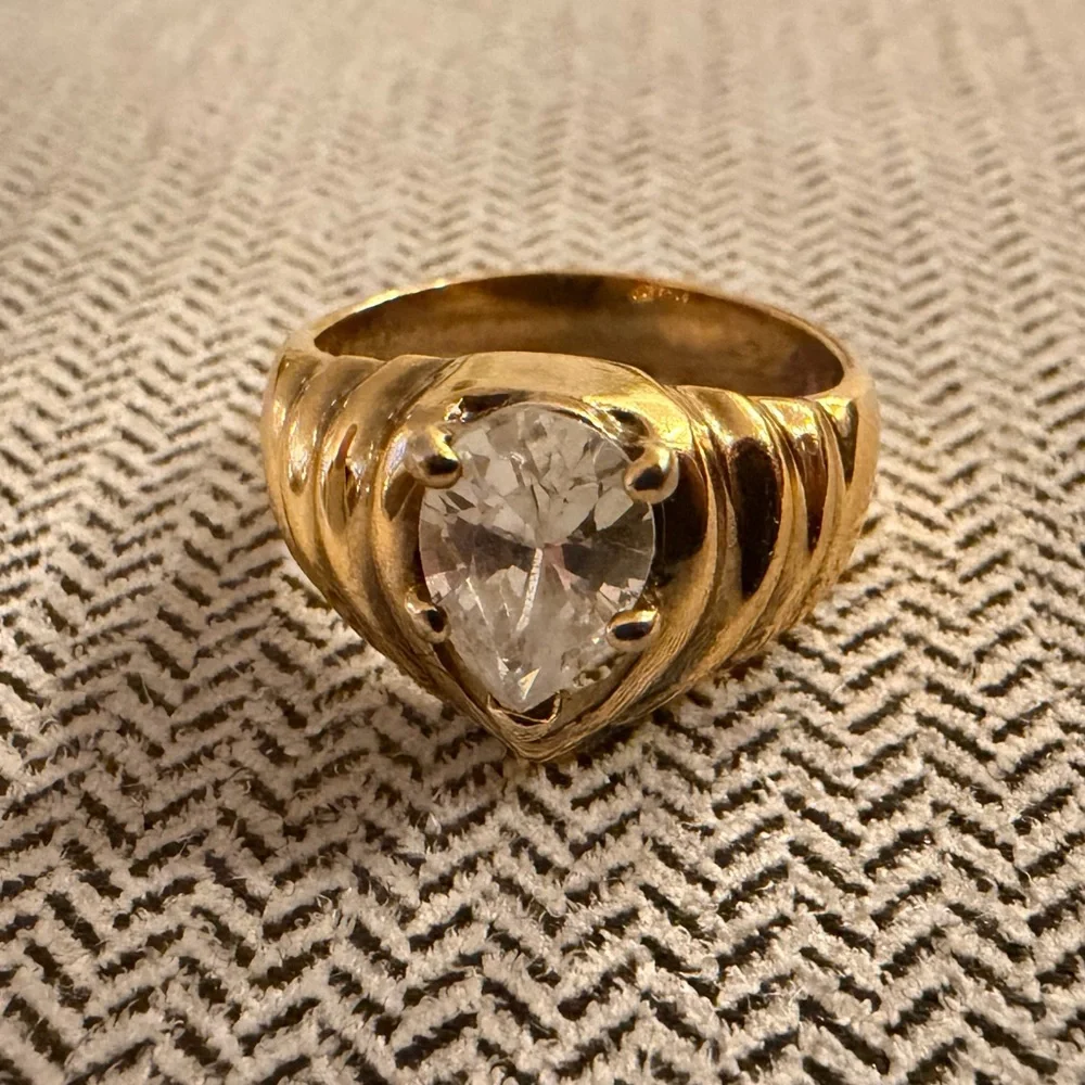 Cubic zirconia gold ring, size 8